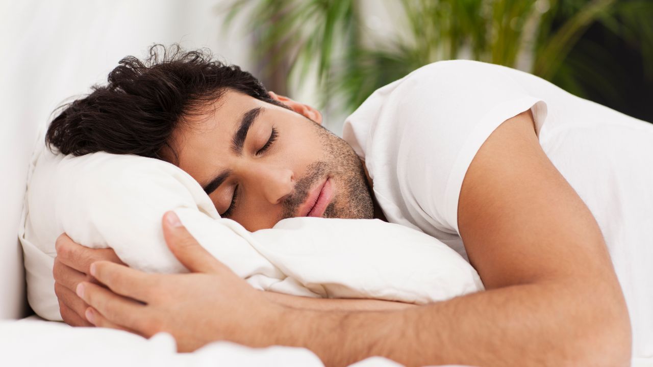mejor postura para dormir