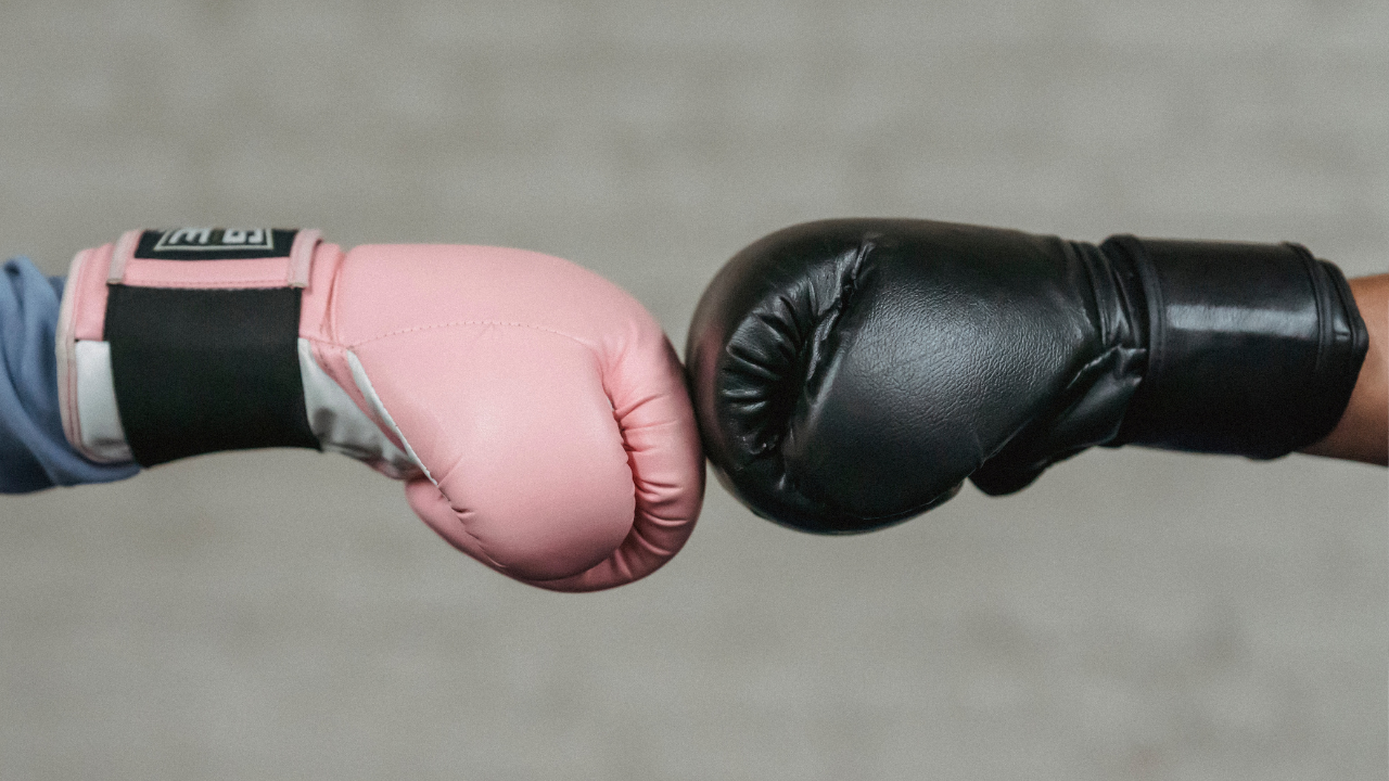cuanto pesan los guantes de boxeo